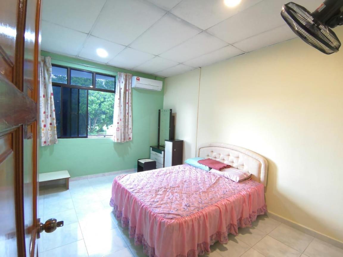 Cosy Homestay Ulu Tiram Zewnętrze zdjęcie