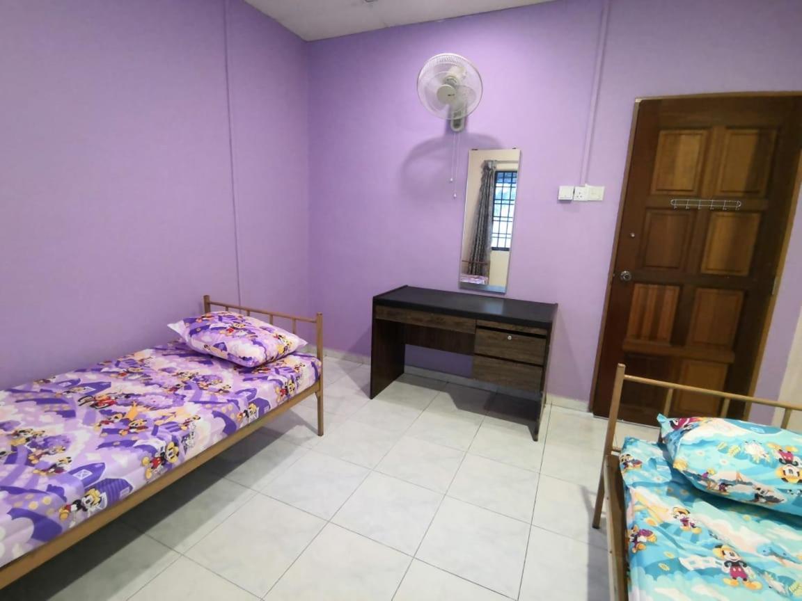 Cosy Homestay Ulu Tiram Zewnętrze zdjęcie