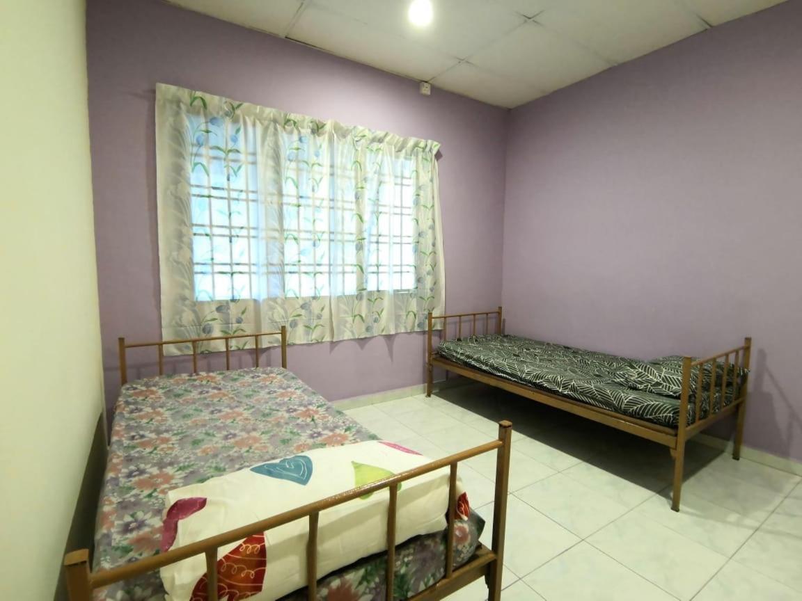 Cosy Homestay Ulu Tiram Zewnętrze zdjęcie