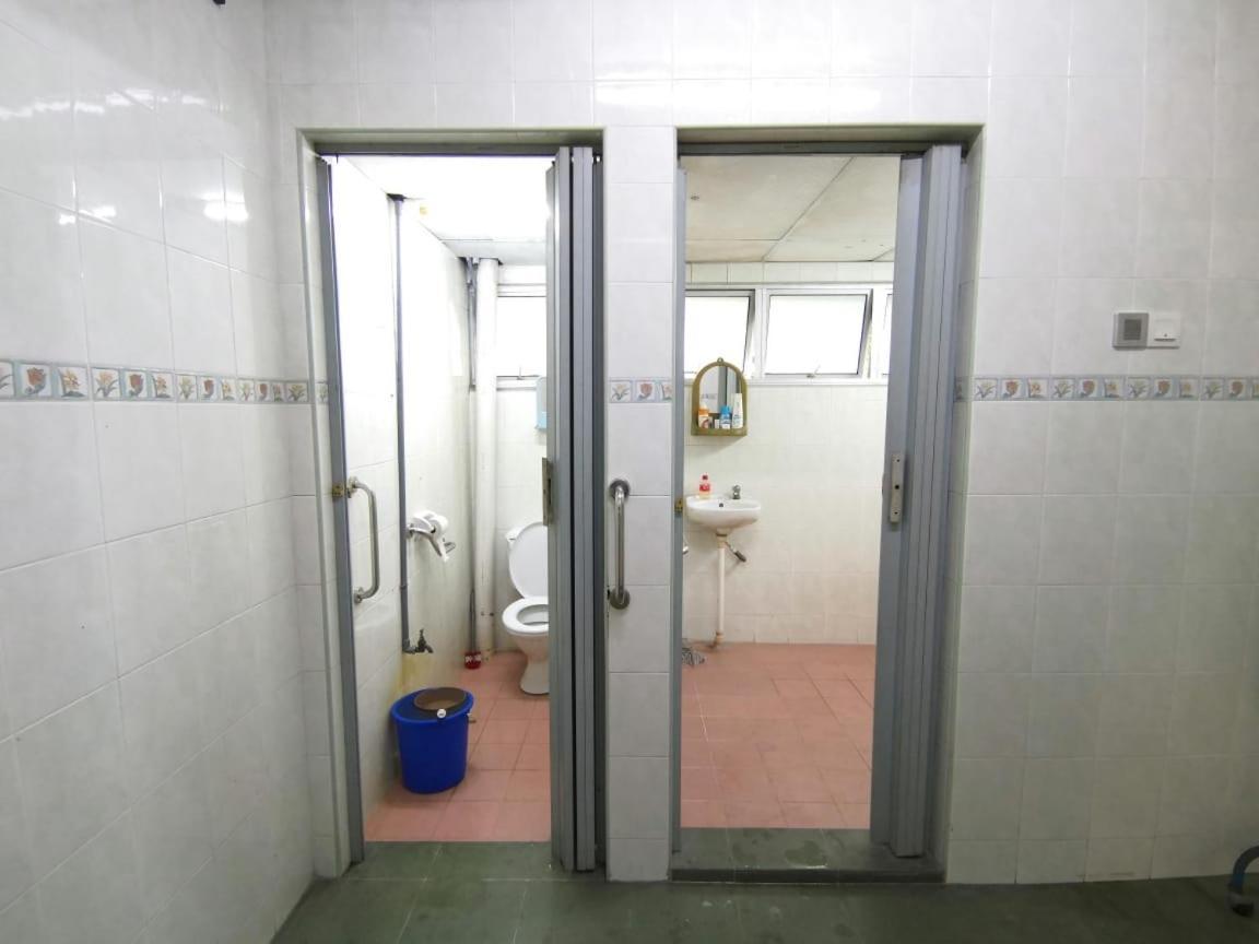Cosy Homestay Ulu Tiram Zewnętrze zdjęcie